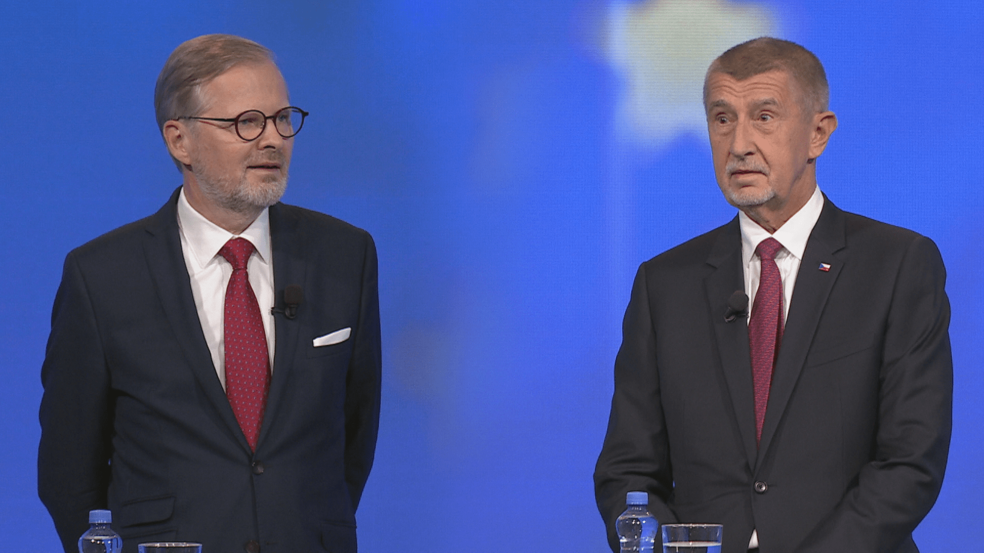 Leader of the SPOLU coalition and current Prime Minister Petr Fiala during a televised debate with the leader of the opposition ANO movement and former Prime Minister, Andrej Babiš. Photo: CNN Prima News